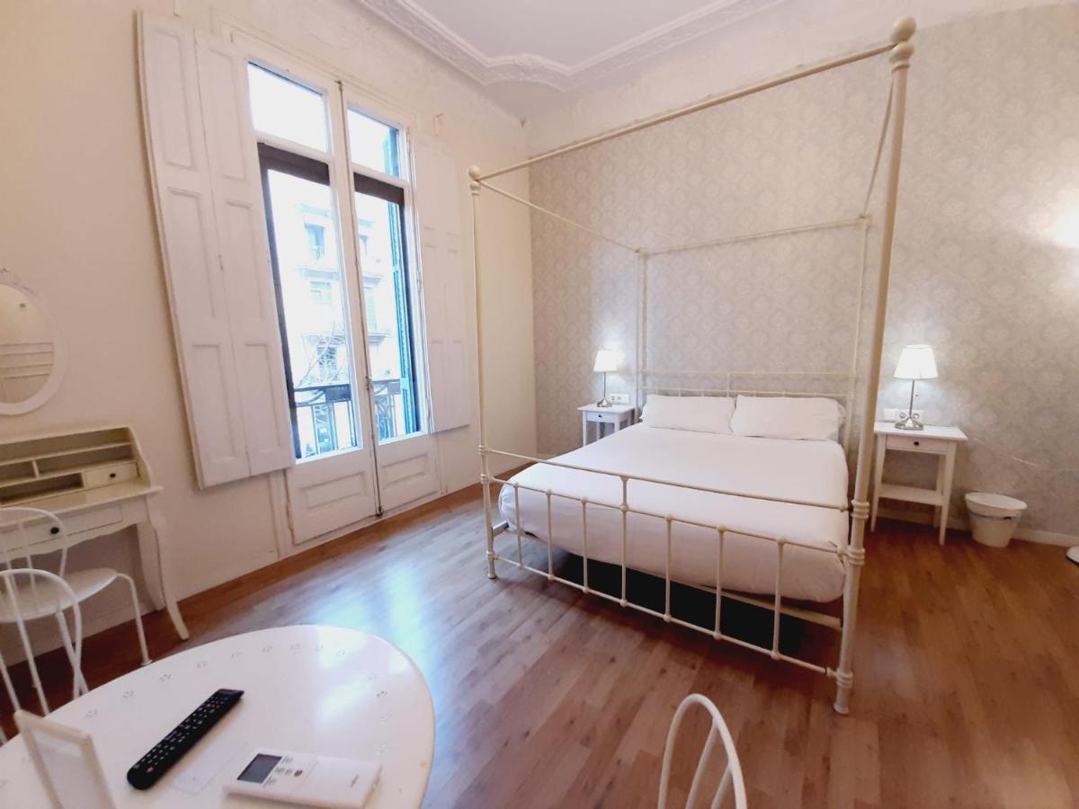Lumine Luxury Suites By Gaiarooms برشلونة المظهر الخارجي الصورة