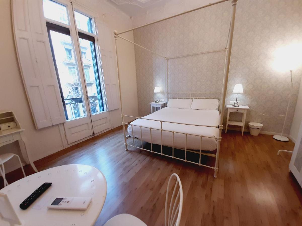 Lumine Luxury Suites By Gaiarooms برشلونة المظهر الخارجي الصورة
