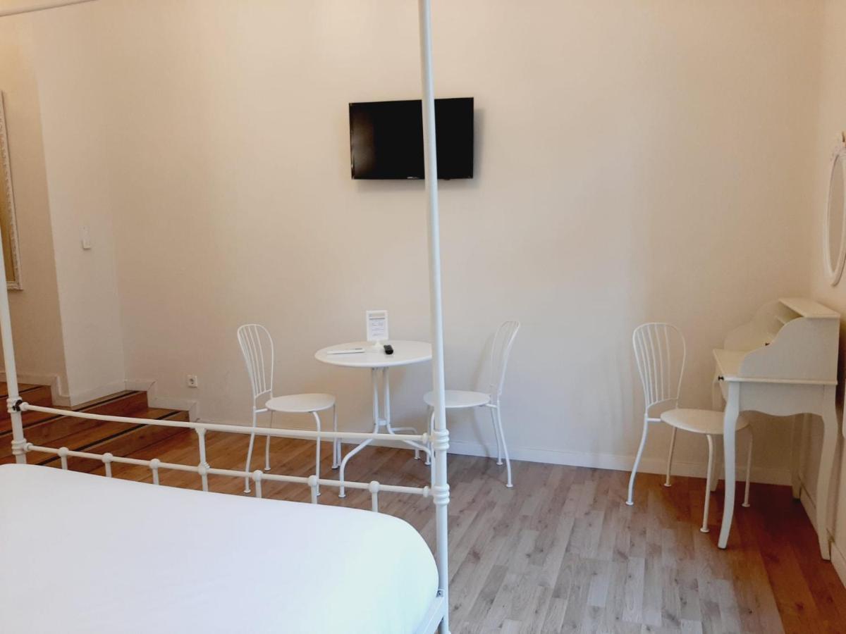 Lumine Luxury Suites By Gaiarooms برشلونة المظهر الخارجي الصورة