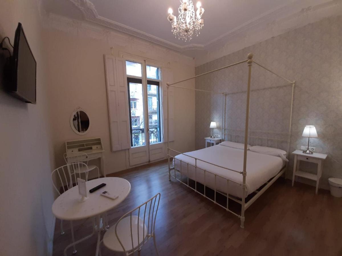 Lumine Luxury Suites By Gaiarooms برشلونة المظهر الخارجي الصورة