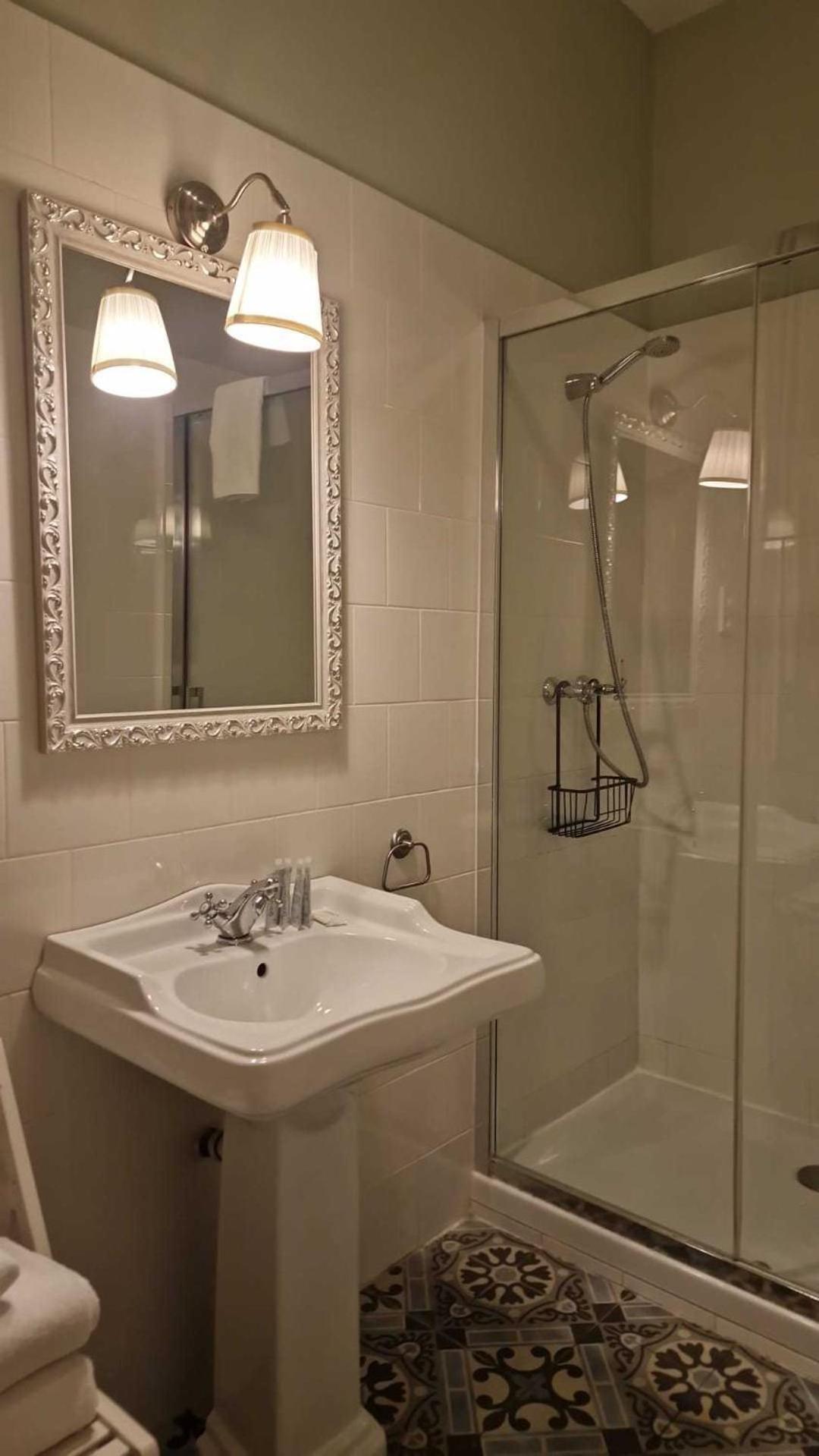 Lumine Luxury Suites By Gaiarooms برشلونة المظهر الخارجي الصورة